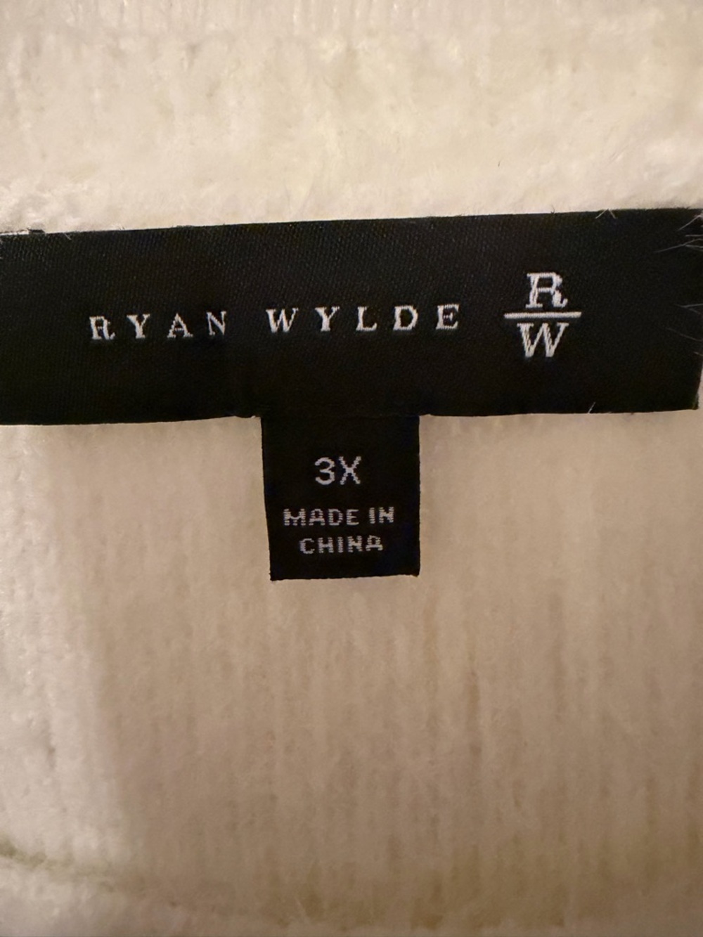Ryan Wylde Ivory Plush Crewneck Sweater - Picture 3 of 3
